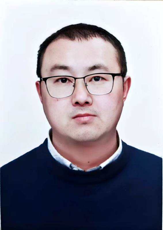 证件照_副本.jpg